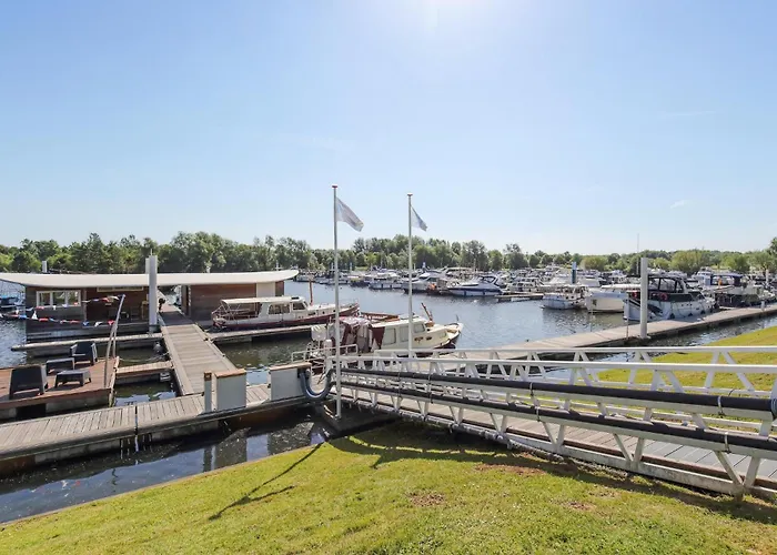 House Boat Vrijthof Tekne Maastricht