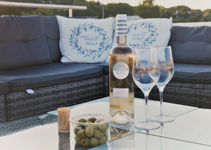 House Boat Vrijthof 4*