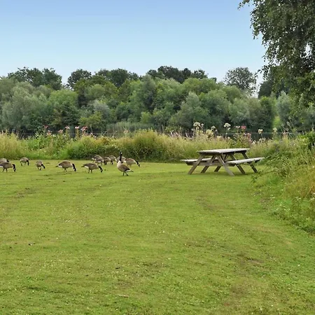 House Boat Vrijthof 4* Маастрихт